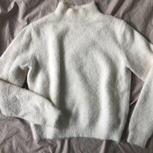 Mango white fluffy mock neck long sleeve cropped knit sweater Women’s XS